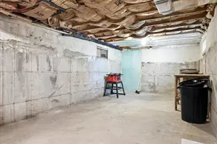 60 6th St, Bangor, ME 04401 - Photo 31
