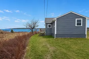 102 Sargent St, Winter Harbor, ME 04693 - Photo 1