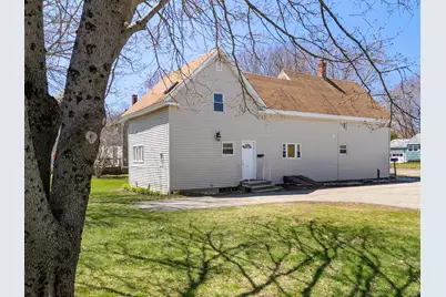 323 Broadway, Rockland, ME 04841 - Photo 9