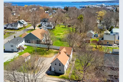 323 Broadway, Rockland, ME 04841 - Photo 7