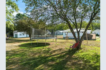 19 Summer Street, Madison, ME 04950 - Photo 9