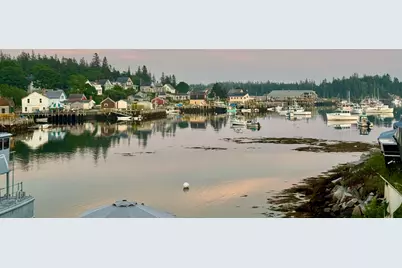 55 W Main Street, Vinalhaven, ME 04863 - Photo 19