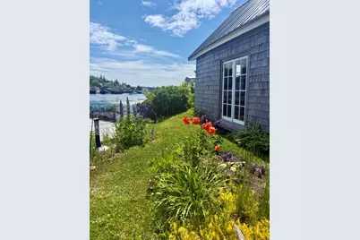 55 W Main Street, Vinalhaven, ME 04863 - Photo 3