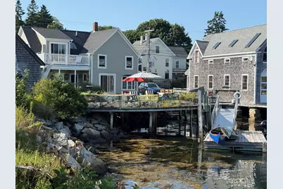 55 W Main Street, Vinalhaven, ME 04863 - Photo 1
