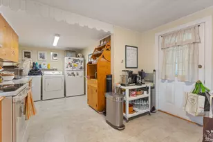 7 Garfield St, Saco, ME 04072 - Photo 31