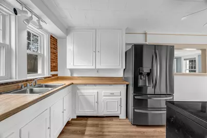 22 Parker Street, Bangor, ME 04401 - Photo 13