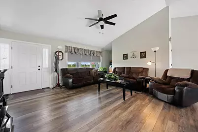 879 Blackstream Road, Hermon, ME 04401 - Photo 15