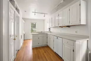 9 Pleasant St, Bath, ME 04530 - Photo 3