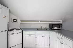 9 Pleasant St, Bath, ME 04530 - Photo 29