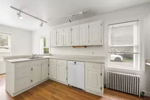 9 Pleasant St, Bath, ME 04530 - Photo 7