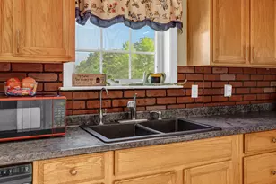 32 Smith Ln, Levant, ME 04456 - Photo 21