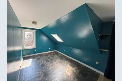33 Lakeview Street, Lincoln, ME 04457 - Photo 11