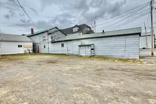 134 W Main St, Fort Kent, ME 04743 - Photo 9