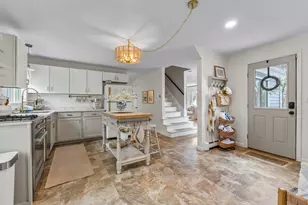 176 Shore Rd, York, ME 03902 - Photo 7