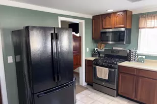 16 N Main St, Guilford, ME 04443 - Photo 23