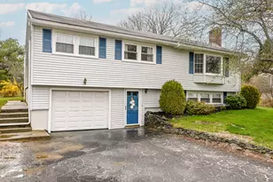 31 Vernon Rd, Cape Elizabeth, ME 04107 - Photo 1