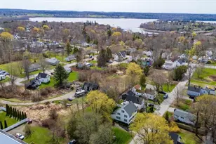 21 Georges St, Thomaston, ME 04861 - Photo 71