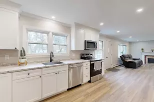 10 Riley St, Lewiston, ME 04240 - Photo 5