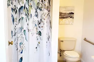 14 Devon St, Portland, ME 04102 - Photo 11