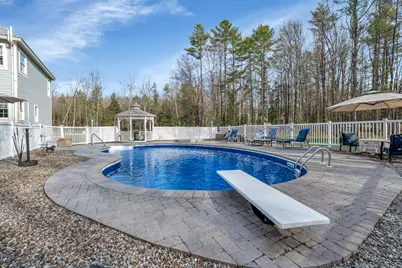 16 Caldwell Circle, Lewiston, ME 04240 - Photo 9