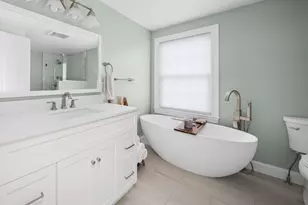 158 S Tibbetts Ave, Wells, ME 04090 - Photo 21