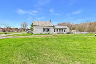 131 Commercial St, Hartland, ME 04943 - Photo 9