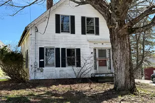 48 Fremont St, Machias, ME 04654 - Photo 3