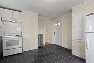 438-440 St John St, Portland, ME 04102 - Photo 5