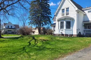 30 Park St, Presque Isle, ME 04769 - Photo 5