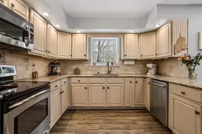 18 Garrison Oaks Drive, Kennebunk, ME 04043 - Photo 11
