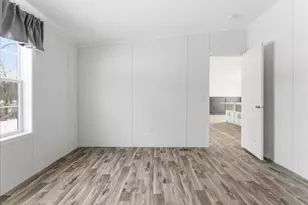 109 Coburn St, Auburn, ME 04210 - Photo 9