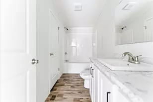 109 Coburn St, Auburn, ME 04210 - Photo 11