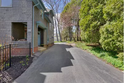 160 Craigie Street, Portland, ME 04102 - Photo 9