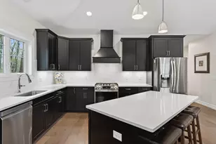 7 River Oaks Wy, Falmouth, ME 04105 - Photo 9
