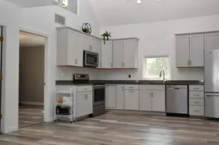 952 Post Rd, Wells, ME 04090 - Photo 5