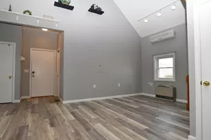 952 Post Rd, Wells, ME 04090 - Photo 3