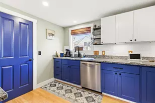 43 Calais St, South Portland, ME 04106 - Photo 5