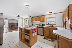 61 Larry Ln, Brunswick, ME 04011 - Photo 17
