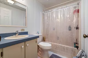 19 Winn St, Lewiston, ME 04240 - Photo 15