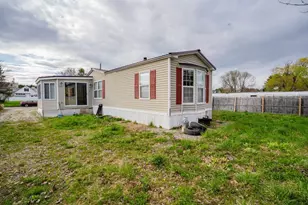 19 Winn St, Lewiston, ME 04240 - Photo 27