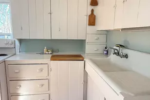 7 Mountain St, Vinalhaven, ME 04863 - Photo 7