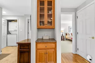 33 Stratford Pl, Kennebunk, ME 04043 - Photo 9