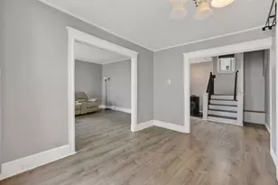 923 Broadway, South Portland, ME 04106 - Photo 17