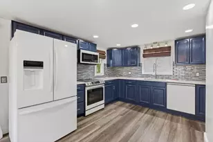 923 Broadway, South Portland, ME 04106 - Photo 5