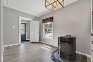 923 Broadway, South Portland, ME 04106 - Photo 23