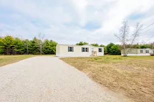 119 Rosewood Dr, Farmington, ME 04938 - Photo 3