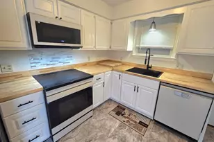 20 Ruth Ave, Hampden, ME 04444 - Photo 15