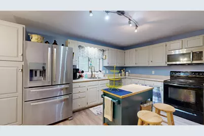 38 Pamela Drive, Winthrop, ME 04364 - Photo 5