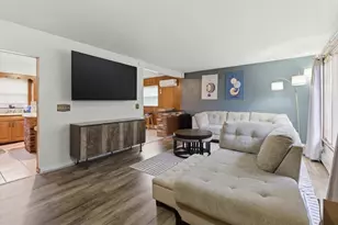 37 Stevens St, Lewiston, ME 04240 - Photo 9