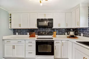 569 Benton Rd, Albion, ME 04910 - Photo 9